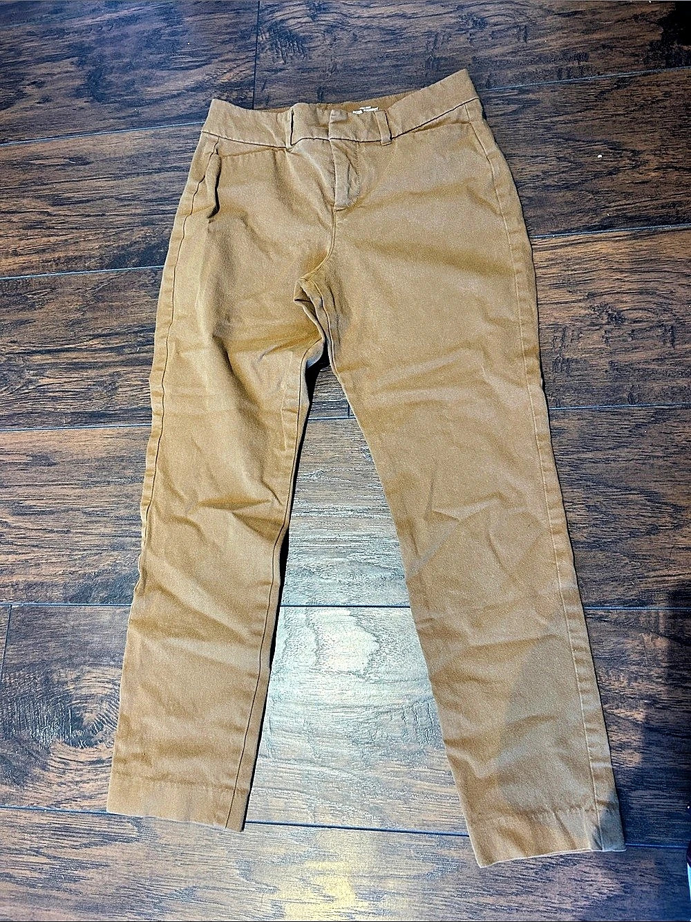 Old Navy women’s Khaki Pixie Pants